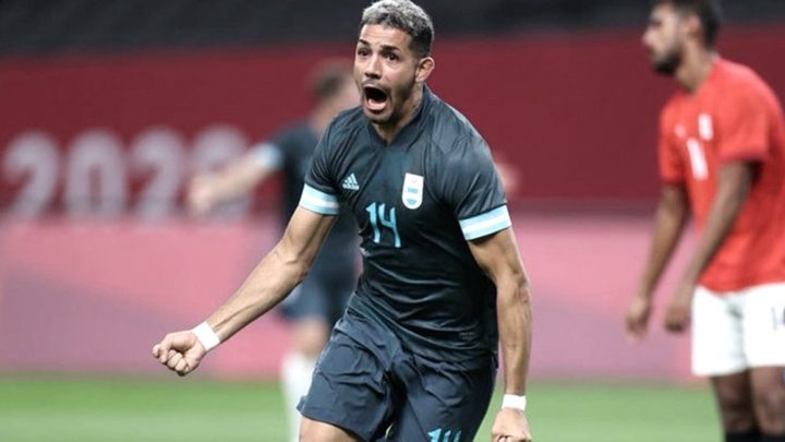 Scaloni convocó a Facundo Medina para la triple fecha de Eliminatorias