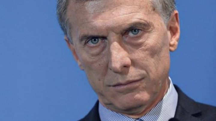 Macri Moviliza 400 Micros A Dolores Para Que Lo «Banquen» En La Indagatoria Por El Espionaje A Los Familiares Del Ara San Juan