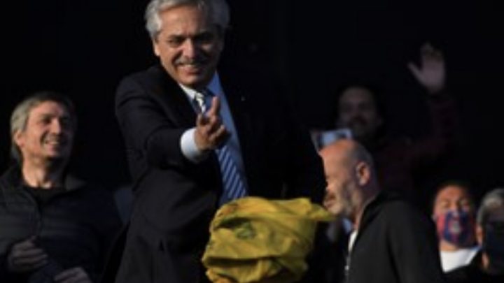 Alberto: «Mientras ellos brindan en Miami, yo peleo con el FMI»