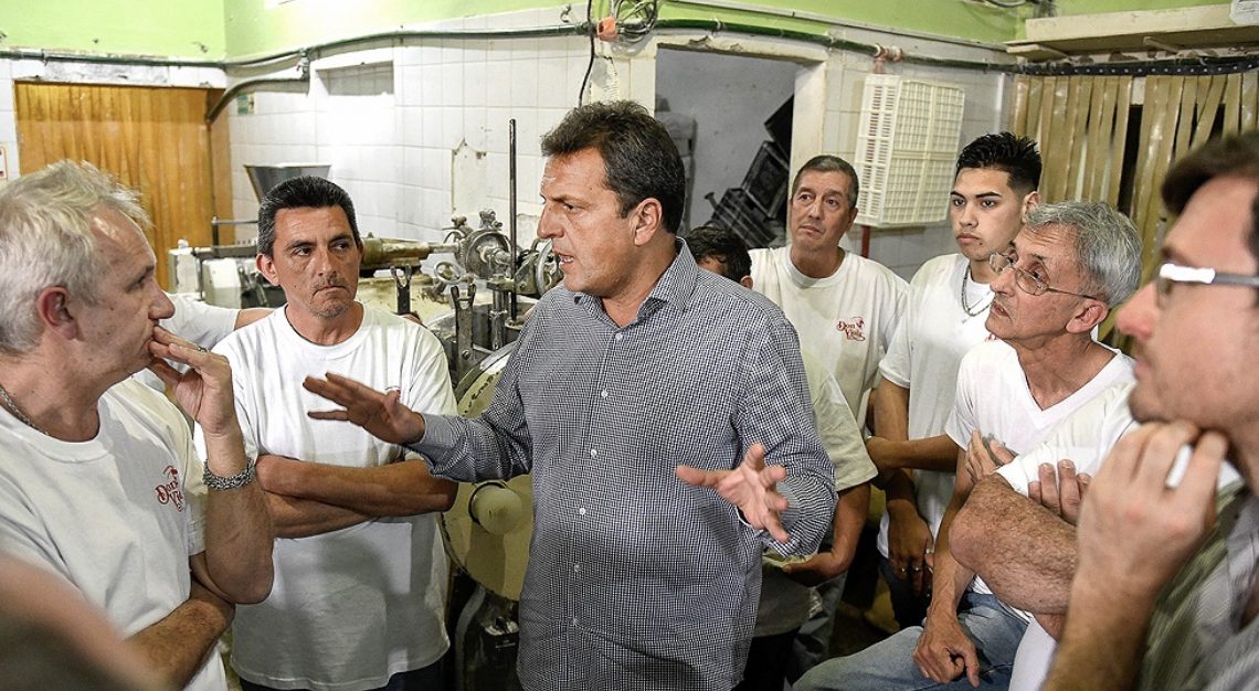 «La cabeza y el corazón del Gobierno están puestos en generar empleo»
