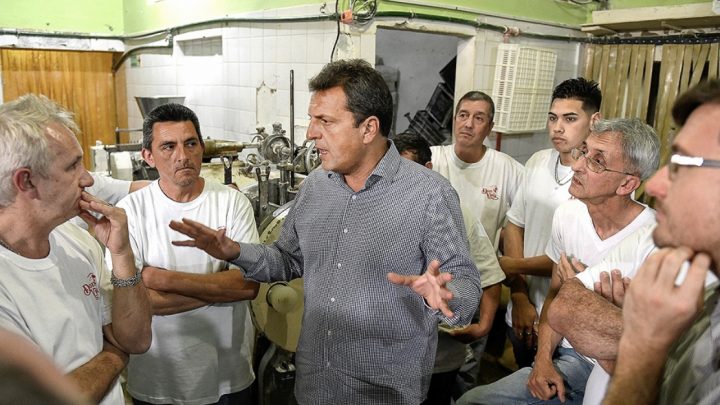 «La cabeza y el corazón del Gobierno están puestos en generar empleo»