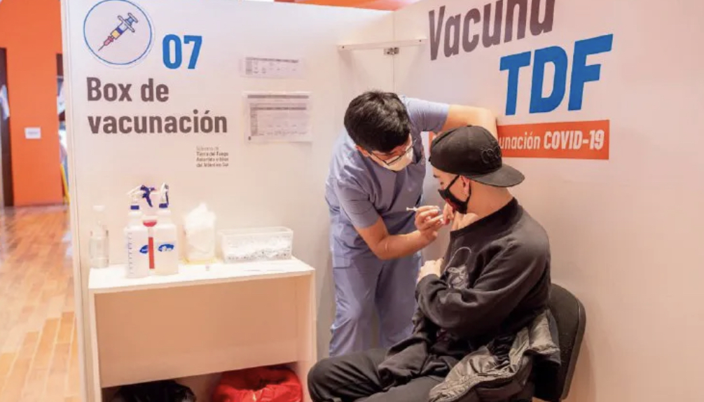Esta semana continúa la vacunación sin turno a adolescentes y menores Esta semana continúa la vacunación sin turno a adolescentes y menores