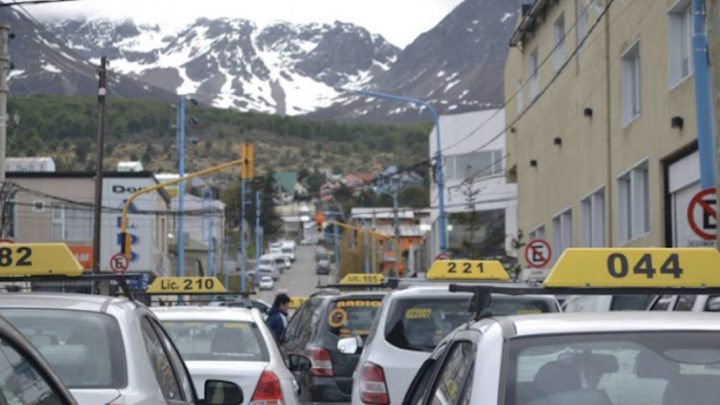 Taxistas de Ushuaia, piden un 25% de aumento en la tarifa