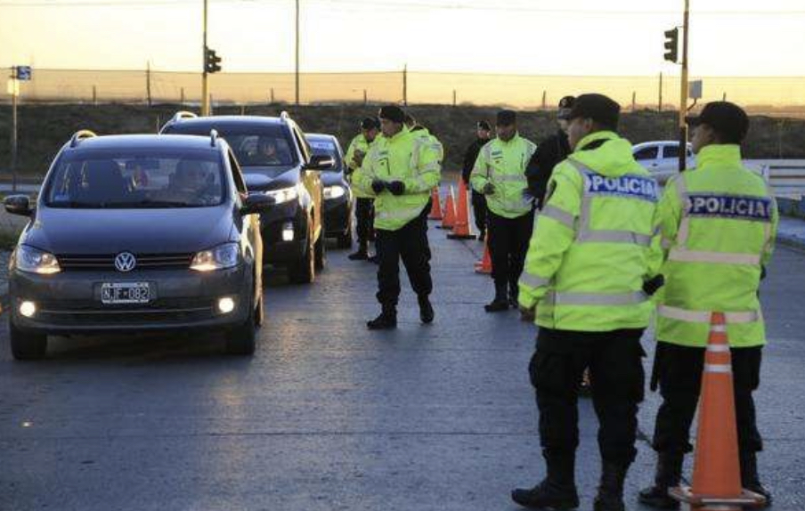 Proponen crear un sindicato policial en Tierra del Fuego Proponen crear un sindicato policial en Tierra del Fuego