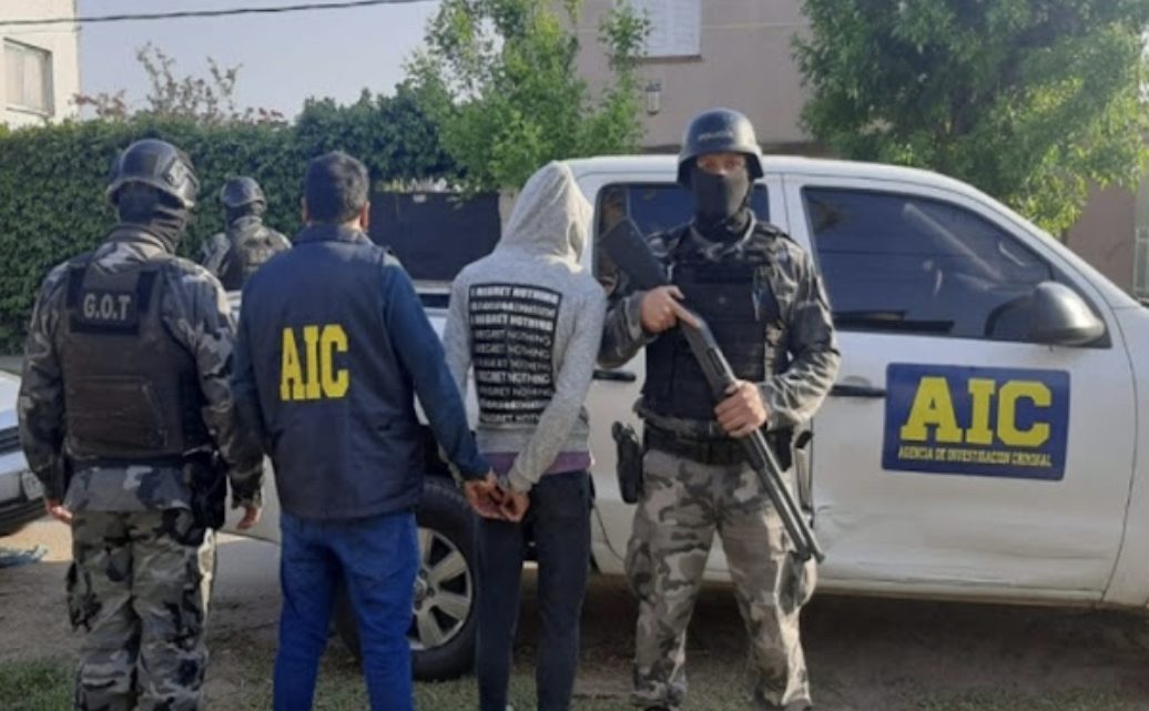 Detienen en Santa Fe a un acusado de enviar droga a TDF