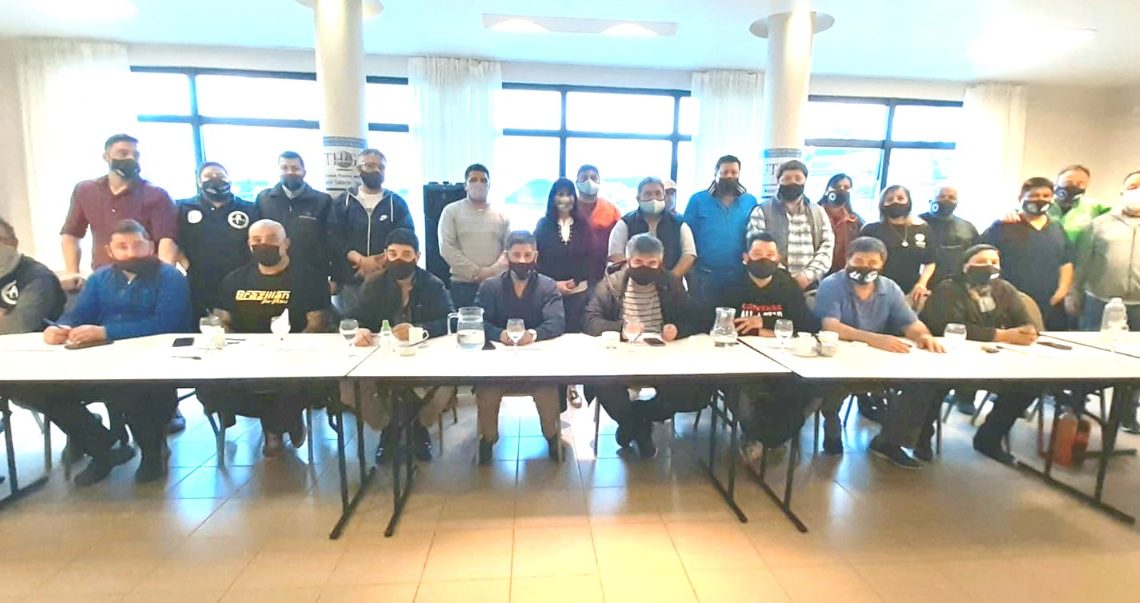 Sindicatos de Ushuaia coordinan acciones contra el proyecto de flexibilización laboral del PRO