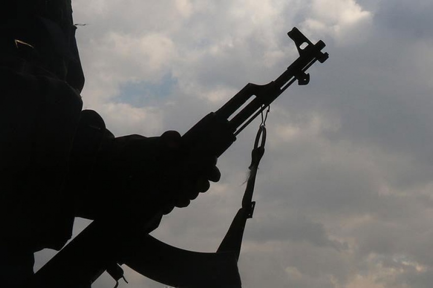 Argentina y Chile preparan acciones conjuntas para controlar a grupos mapuches que trafican armas y drogas a través de la frontera Argentina y Chile preparan acciones conjuntas para controlar a grupos mapuches que trafican armas y drogas a través de la frontera