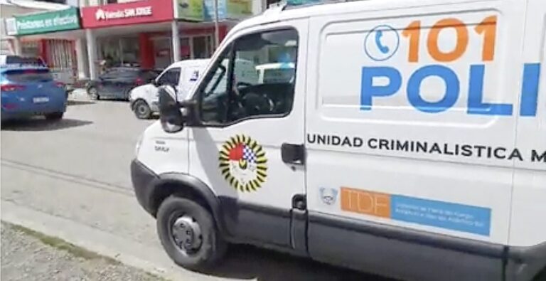 Sujeto sustrajo 100 mil pesos de un comercio de Río Grande