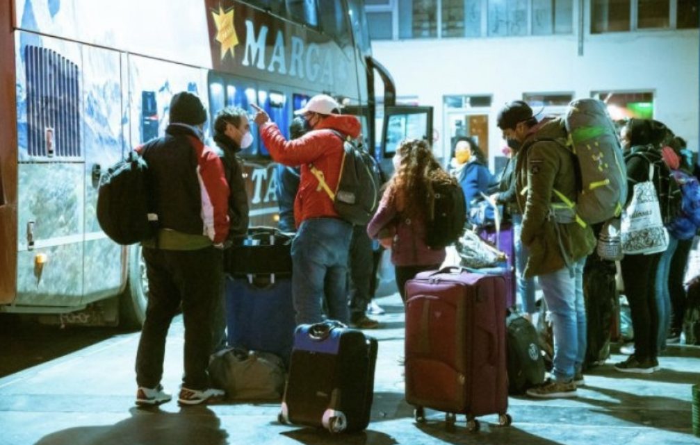 Un Desastre: Más De 7 Horas Varados Y Tuvieron Que Volver A Sus Casas