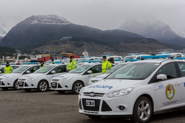 Desde la Policia desmintieron que hubiera 19 efectivos imputados en Ushuaia por apremios