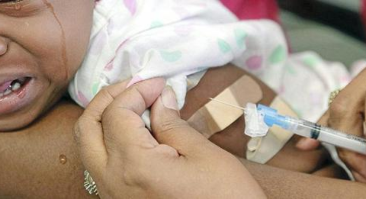 Viviana Lens: “En Argentina ya son doce los niños fallecidos por la vacuna”
