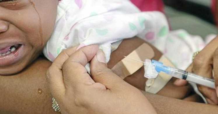 Viviana Lens: “En Argentina ya son doce los niños fallecidos por la vacuna” Viviana Lens: “En Argentina ya son doce los niños fallecidos por la vacuna”
