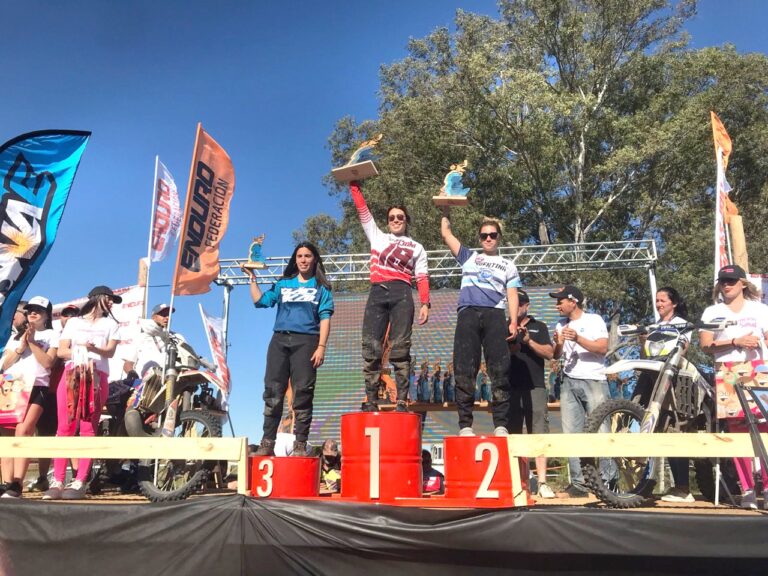 “July” Jerez, en el podio del Argentino de Enduro