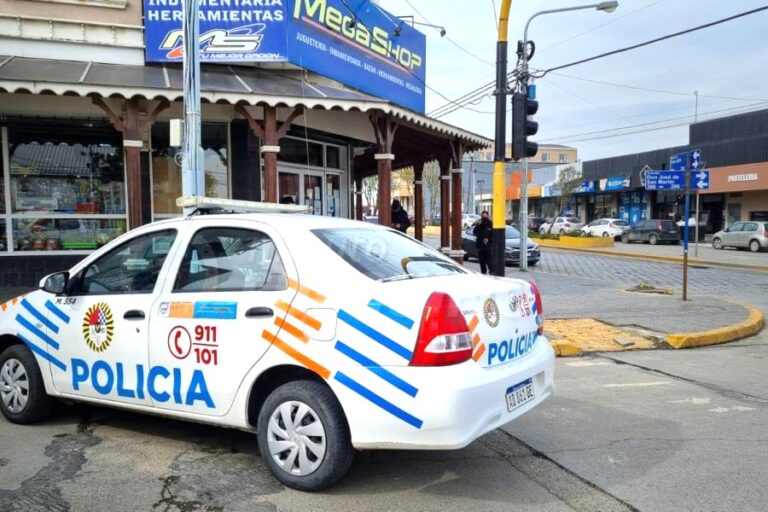 Demoran a un sujeto por robarse utensilios para comer asado
