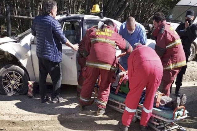 Choque en Ushuaia, un taxista trasladado al Hospital