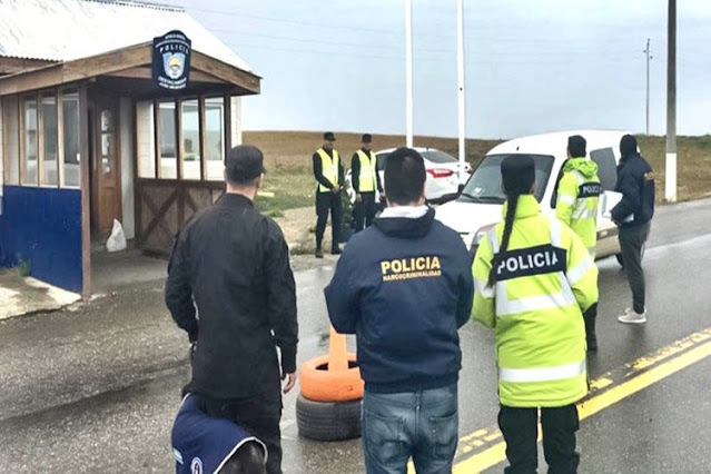 Operativo policial por dos menores perdidas en el campo