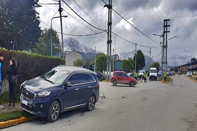 Choque en la rotonda del aeropuerto con lesionados Choque en la rotonda del aeropuerto con lesionados