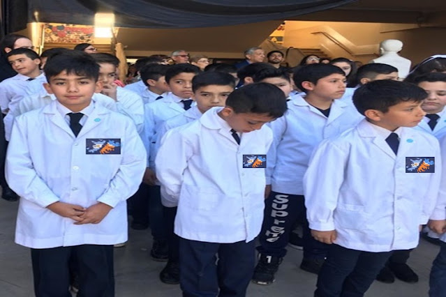 Sera obligatorio bordar las Islas Malvinas en guardapolvos y uniformes escolares en TDF