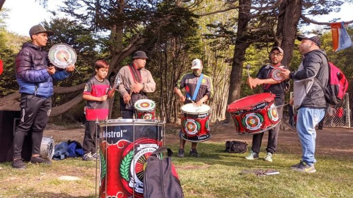 LA MUNICIPALIDAD DE USHUAIA LLEVÓ ADELANTE UNA JORNADA RECREATIVA EN EL BARRIO DOS BANDERAS