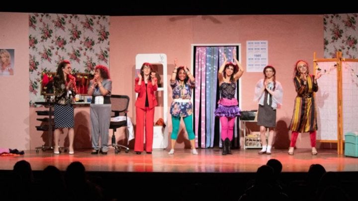 LA MUNICIPALIDAD DE USHUAIA ACOMPAÑÓ LA PRESENTACIÓN DE LA OBRA “ROJO PASIÓN ROJO SANGRE” DEL GRUPO TEATRAL LENEAS