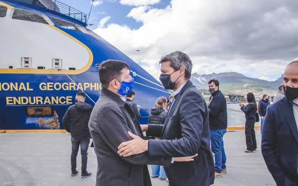 EL SECRETARIO DE TURISMO DE USHUAIA PARTICIPÓ DEL LANZAMIENTO DE LA TEMPORADA DE CRUCEROS CON EL MINISTRO MATÍAS LAMMENS