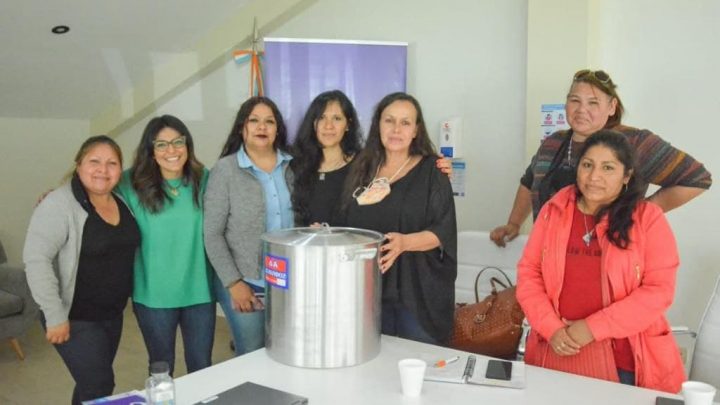 MARCUCCI RECIBIÓ EN LA CASA DE LA MUJER A REFERENTAS DEL COMEDOR “A TODO CORAZÓN”