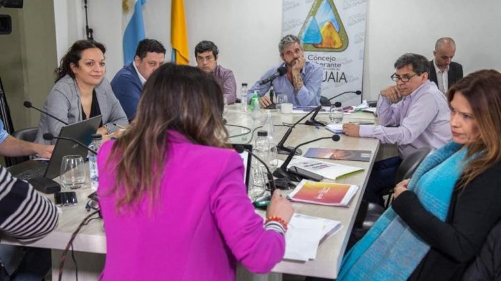 MARCUCCI: “LA NACIÓN Y EL MUNICIPIO TRABAJAN CODO A CODO PARA REVERTIR LA SITUACIÓN SOCIAL DEJADA POR EL MACRISMO Y LA PANDEMIA”