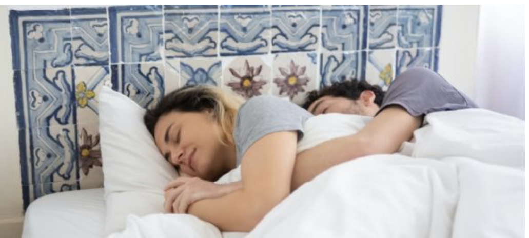 Empresa paga 25000 dólares a la pareja que pueda pasar 30 noches sin Internet Empresa paga 25000 dólares a la pareja que pueda pasar 30 noches sin Internet