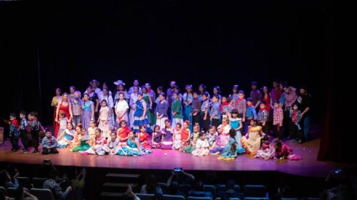 LA MUNICIPALIDAD DE USHUAIA REALIZÓ EL CIERRE DE TALLERES DE DANZAS EN LA SALA NINI MARSHALL