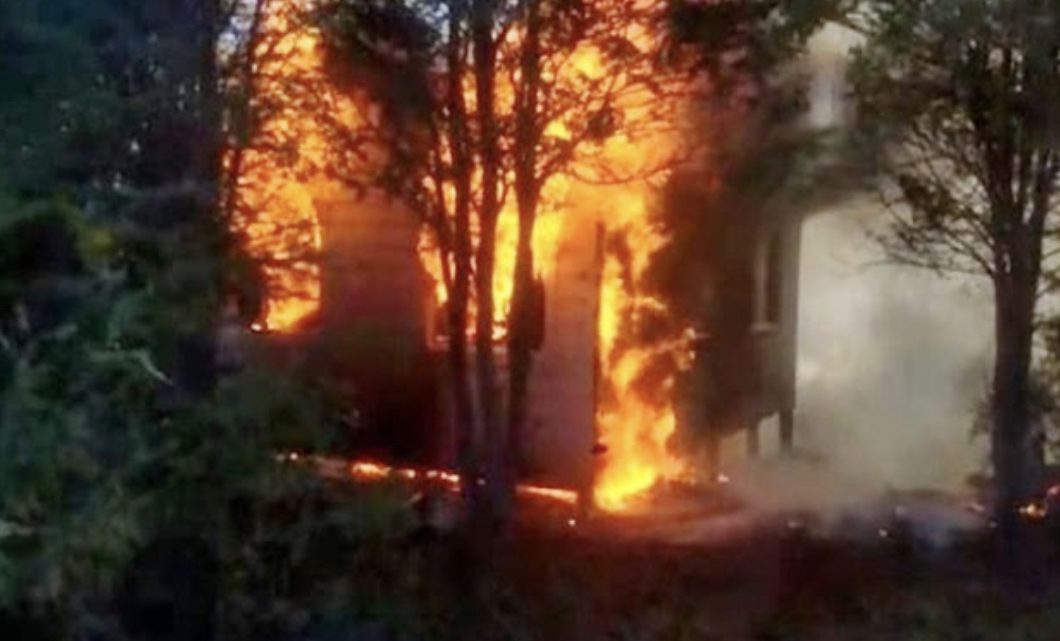 Incendio intencional, sospechan de una ex pareja de la propietaria