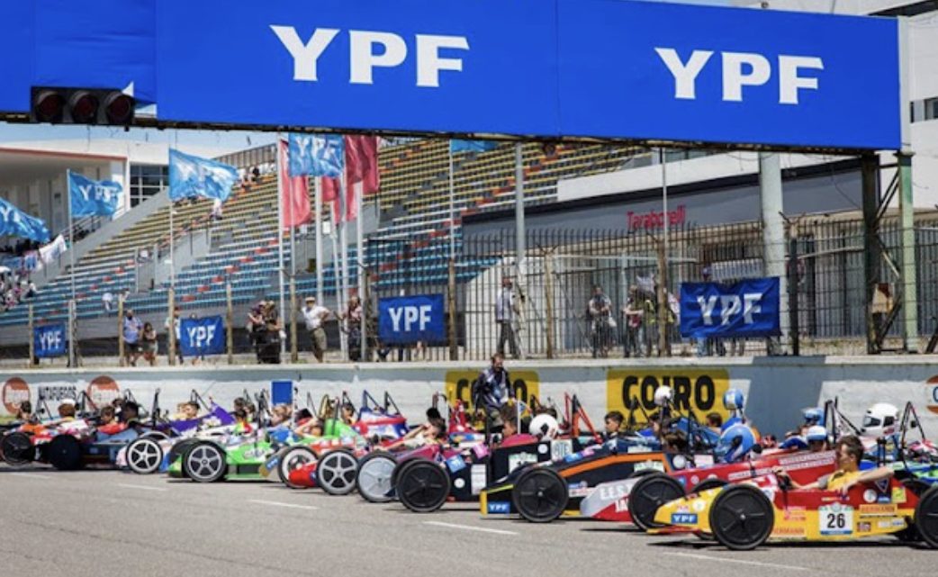 Estudiantes Colegios Técnicos de Ushuaia y Rio Grande viajan al Desafio ECO YPF