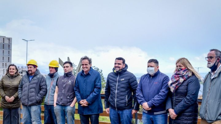 EL INTENDENTE WALTER VUOTO Y EL MINISTRO KATOPODIS RECORRIERON EL PASEO DEL CENTENARIO EN USHUAIA