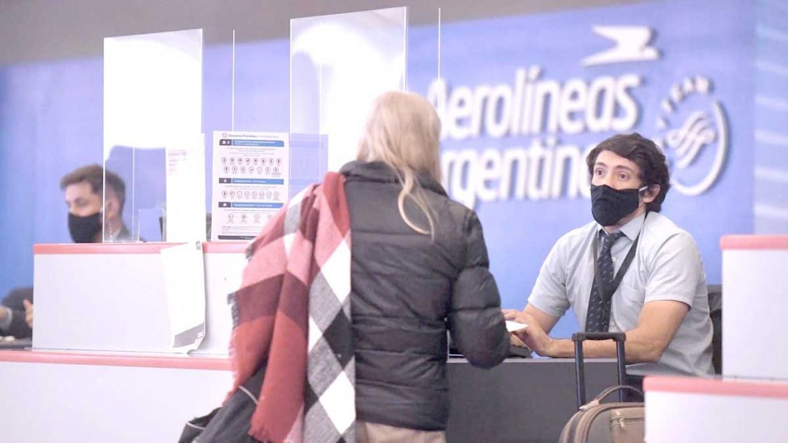 La sucursal de Aerolíneas Argentinas retoma la atención al público sin turno previo