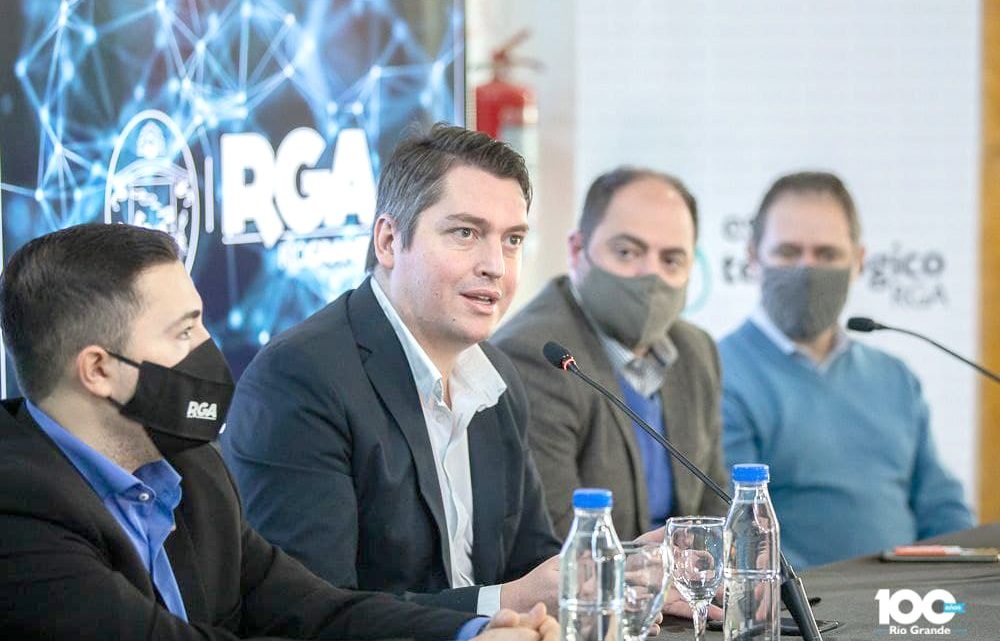 “Luchamos hace tiempo en incorporar la obra del puente de la Margen Sur en el presupuesto”