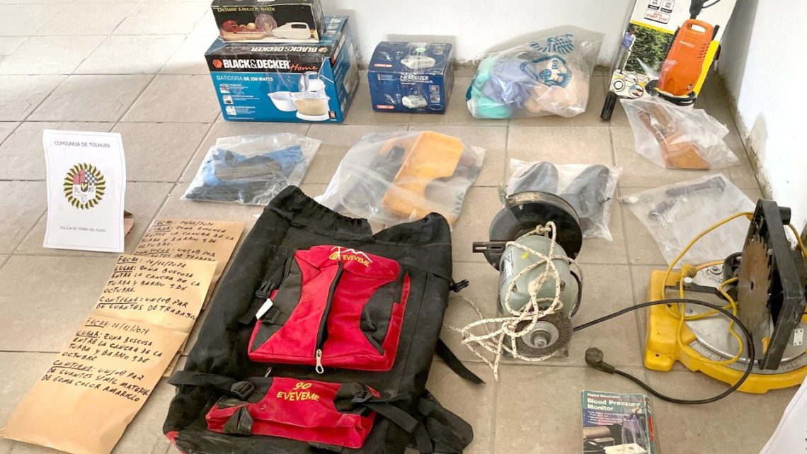 Policías recuperan elementos robados de una casa en Tolhuin