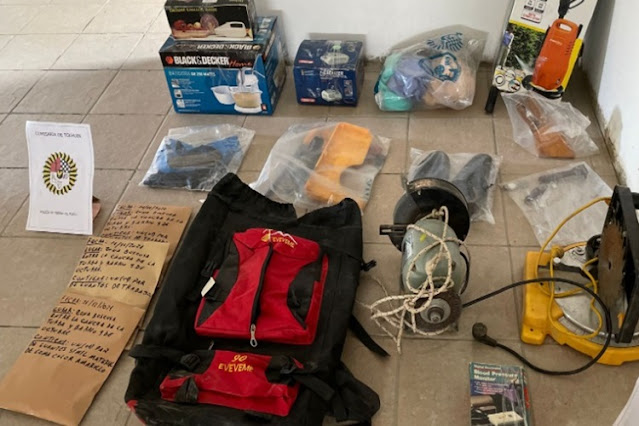 Encuentran elementos robados escondidos en el bosque