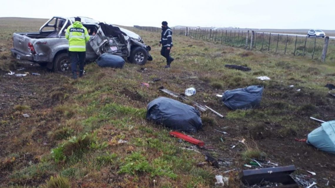 Turistas que volcaron en la ruta fueron aislados por COVID Turistas que volcaron en la ruta fueron aislados por COVID