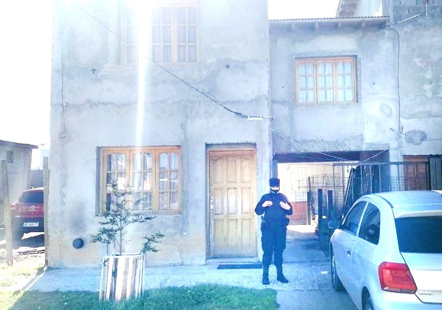 Imputan a una mujer por apropiarse de mercadería de una rotisería