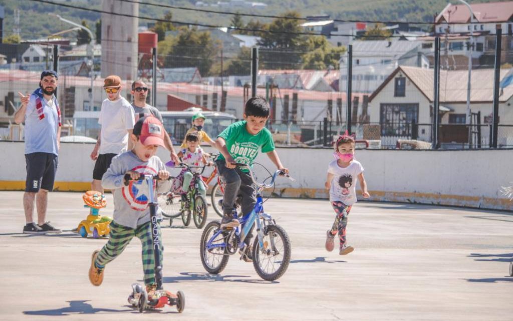 LAS COLONIAS DE VERANO MUNICIPALES REALIZARON ACTIVIDADES AL AIRE LIBRE