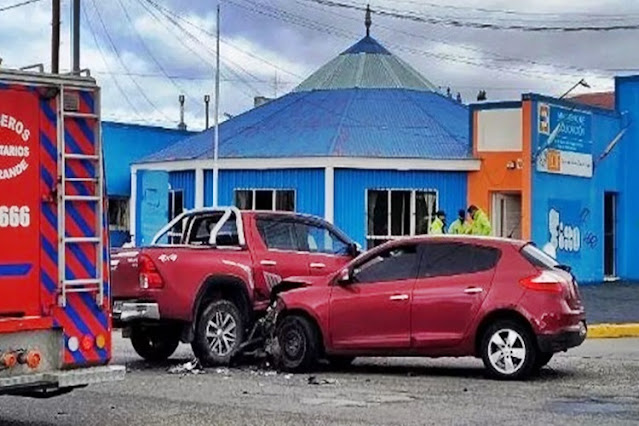 Choque, mujer embarazada y su hijo trasladados al Hospital
