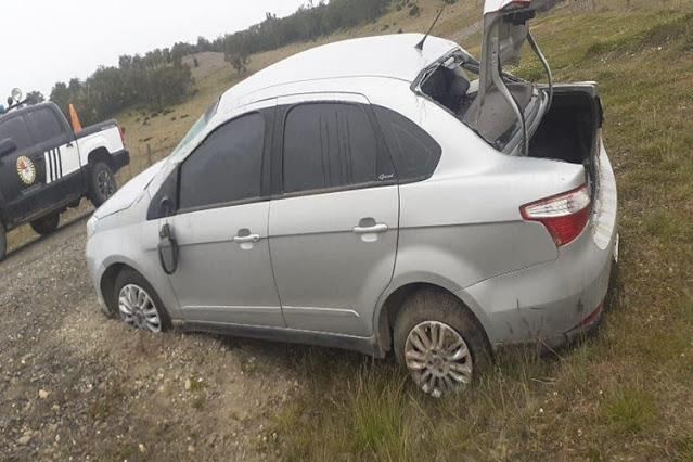 Vuelco sin lesionados, el vehículo fue localizado sin ocupantes