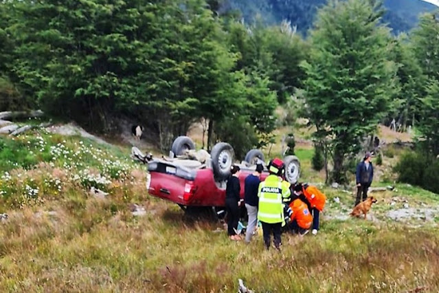 Vuelco en la Ruta 3, conductor lesionado Vuelco en la Ruta 3, conductor lesionado