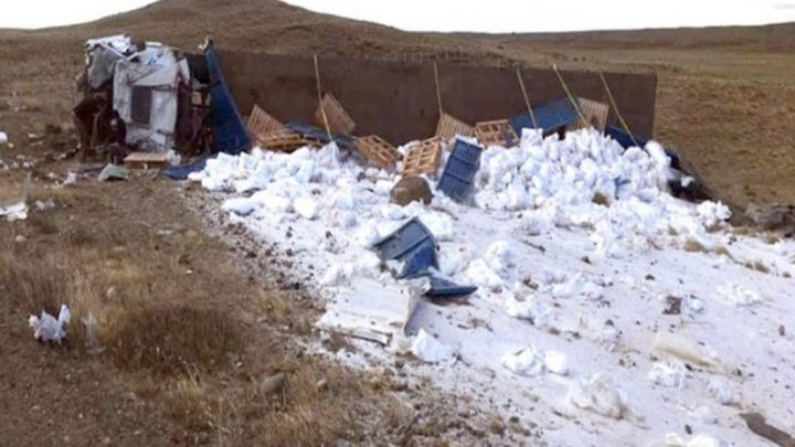 Camión Con Destino A TDF Volcó En La Frontera
