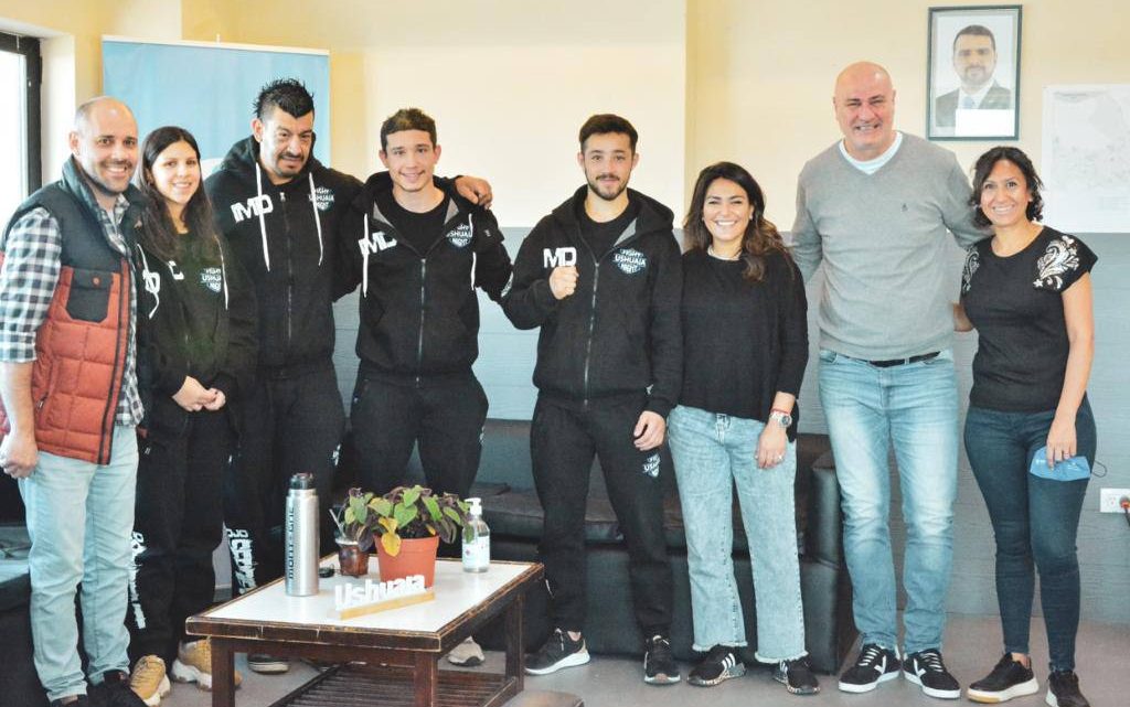 LA SECRETARIA DE LA MUJER Y EL IMD TRABAJAN EN LA CREACIÓN DE LA ESCUELA FEMENINA MUNICIPAL DE KICKBOXING LA SECRETARIA DE LA MUJER Y EL IMD TRABAJAN EN LA CREACIÓN DE LA ESCUELA FEMENINA MUNICIPAL DE KICKBOXING