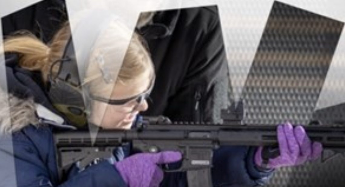 Estados Unidos lanzó un rifle semiautomático para niños