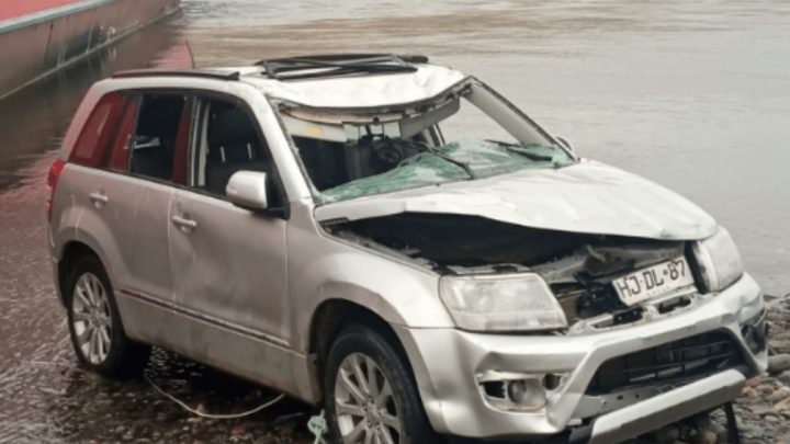 Una Mujer Perdió La Vida Luego De Que Su Auto Cayera Al Agua Desde La Barcaza