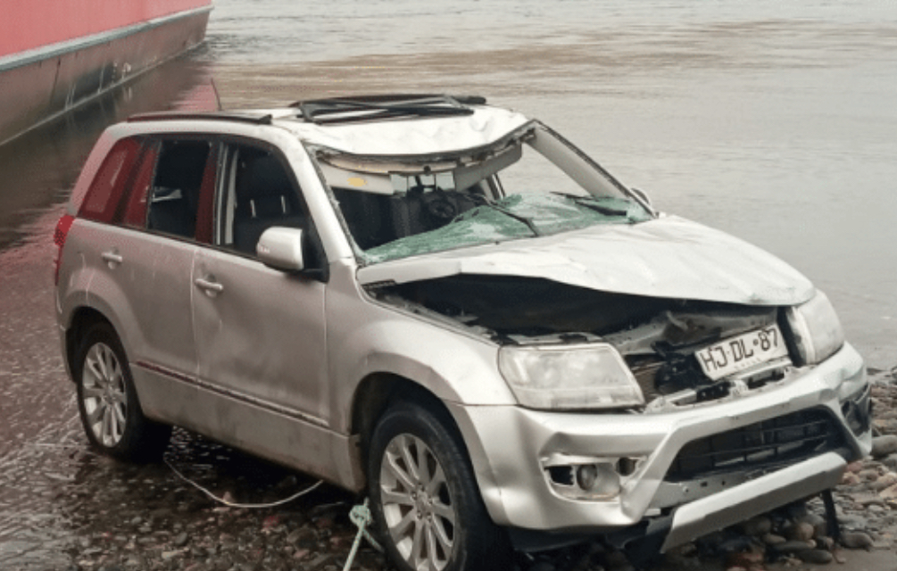Una Mujer Perdió La Vida Luego De Que Su Auto Cayera Al Agua Desde La Barcaza