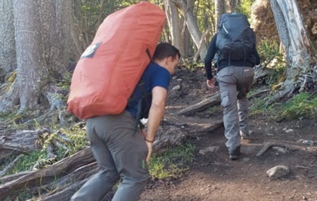 Rescatan A Turista Extraviado En La Zona Del Glaciar Ojo Del Albino Rescatan A Turista Extraviado En La Zona Del Glaciar Ojo Del Albino