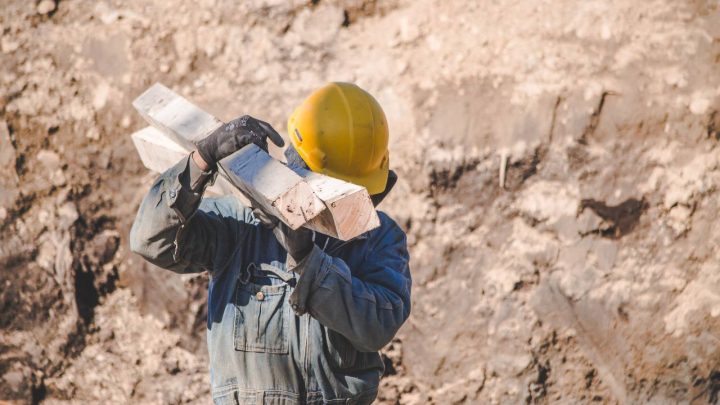 AVANZA EL TENDIDO DE LA RED DE GAS NATURAL EN LA URBANIZACIÓN GENERAL SAN MARTÍN