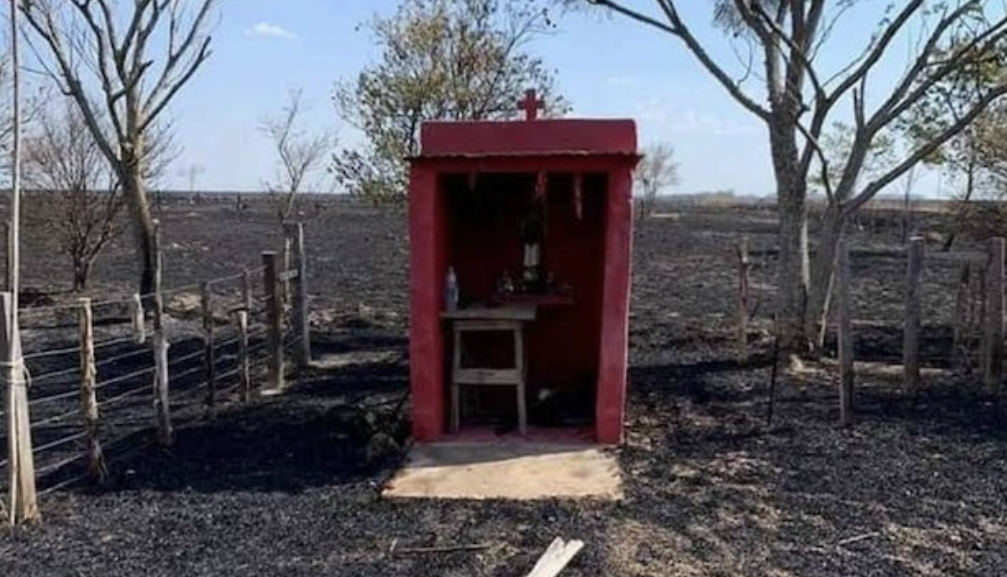 Incendios En Corrientes: El Santuario Del Gauchito Gil Quedó Intacto En Medio De La Destrucción